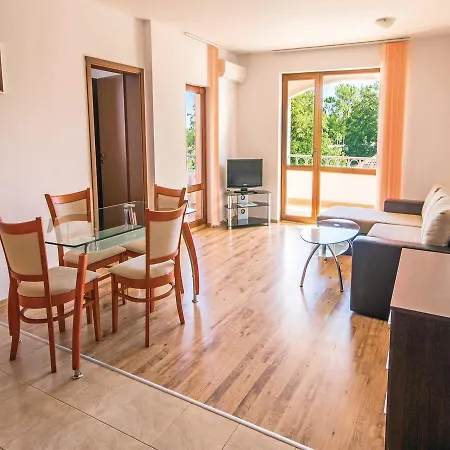 Two-bedroom In Byala Daire *